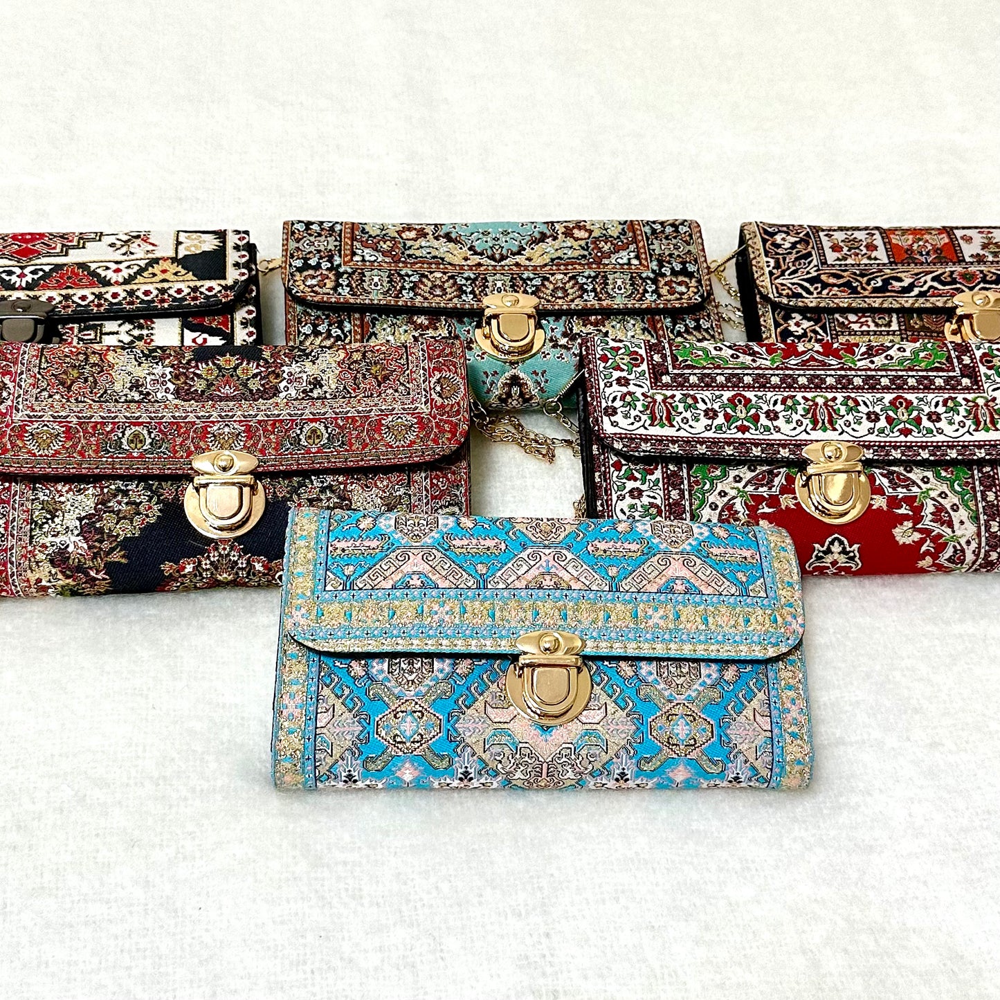 波斯地毯刺繡圖騰長型金鏈銀包