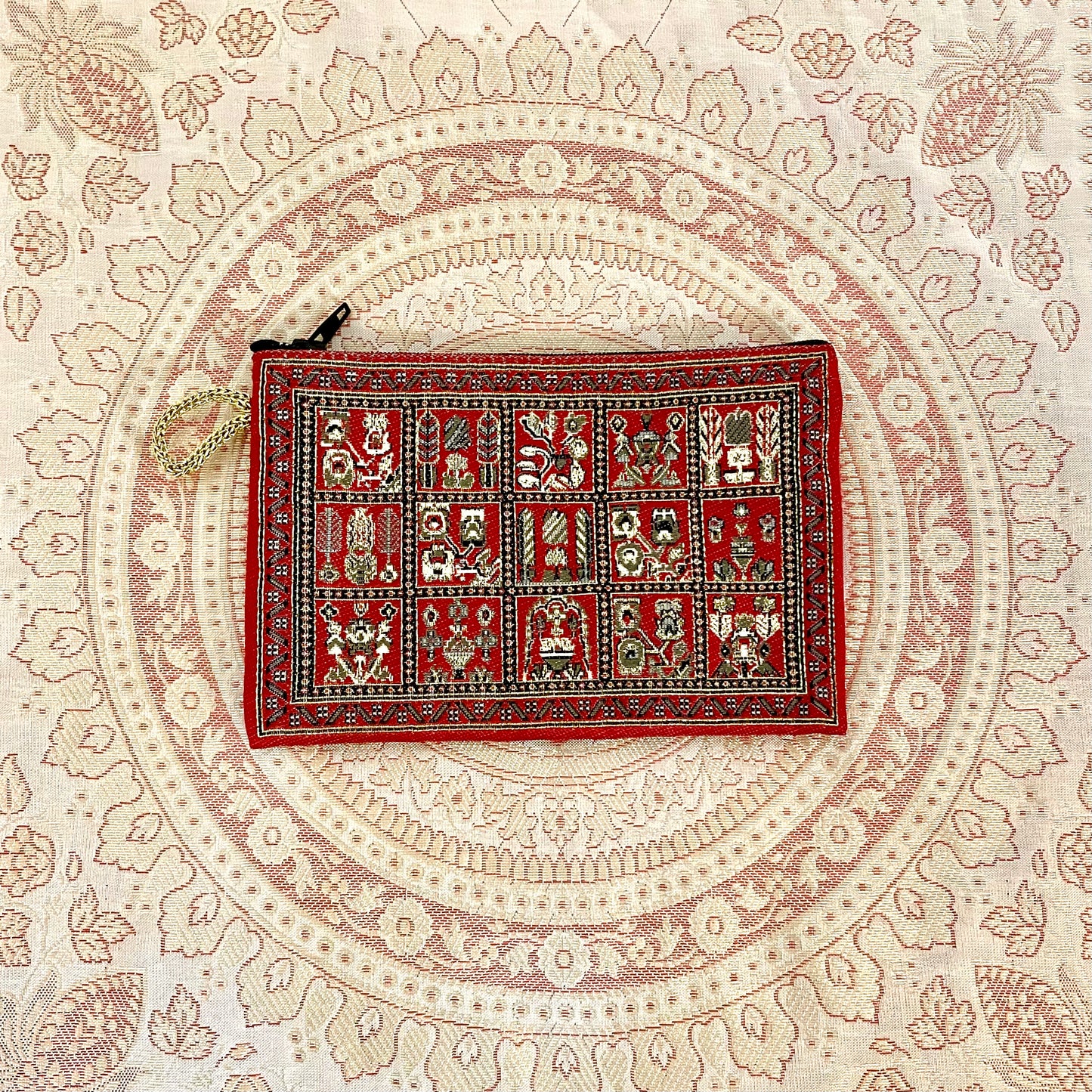 波斯地毯刺繡圖騰收納包
