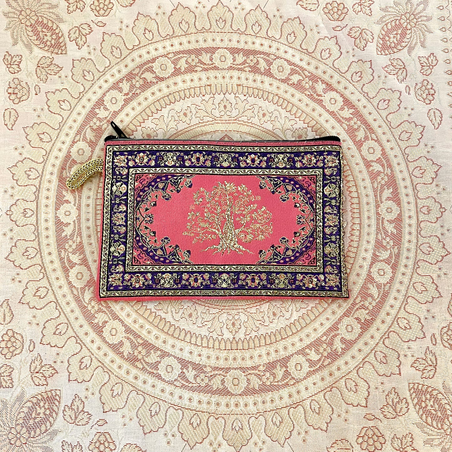 波斯地毯刺繡圖騰收納包