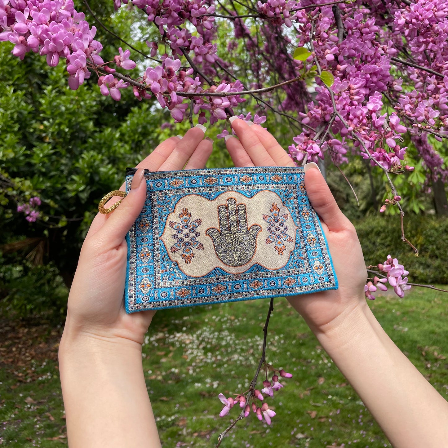 波斯地毯刺繡圖騰收納包